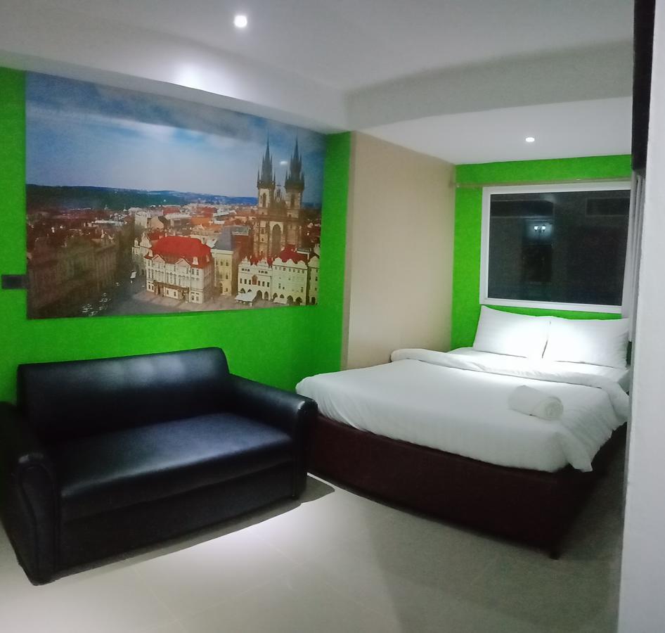 Blue Orchids Hotel Hat Yai Exterior photo