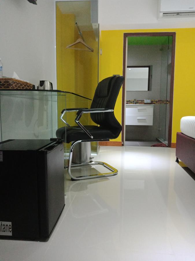 Blue Orchids Hotel Hat Yai Exterior photo